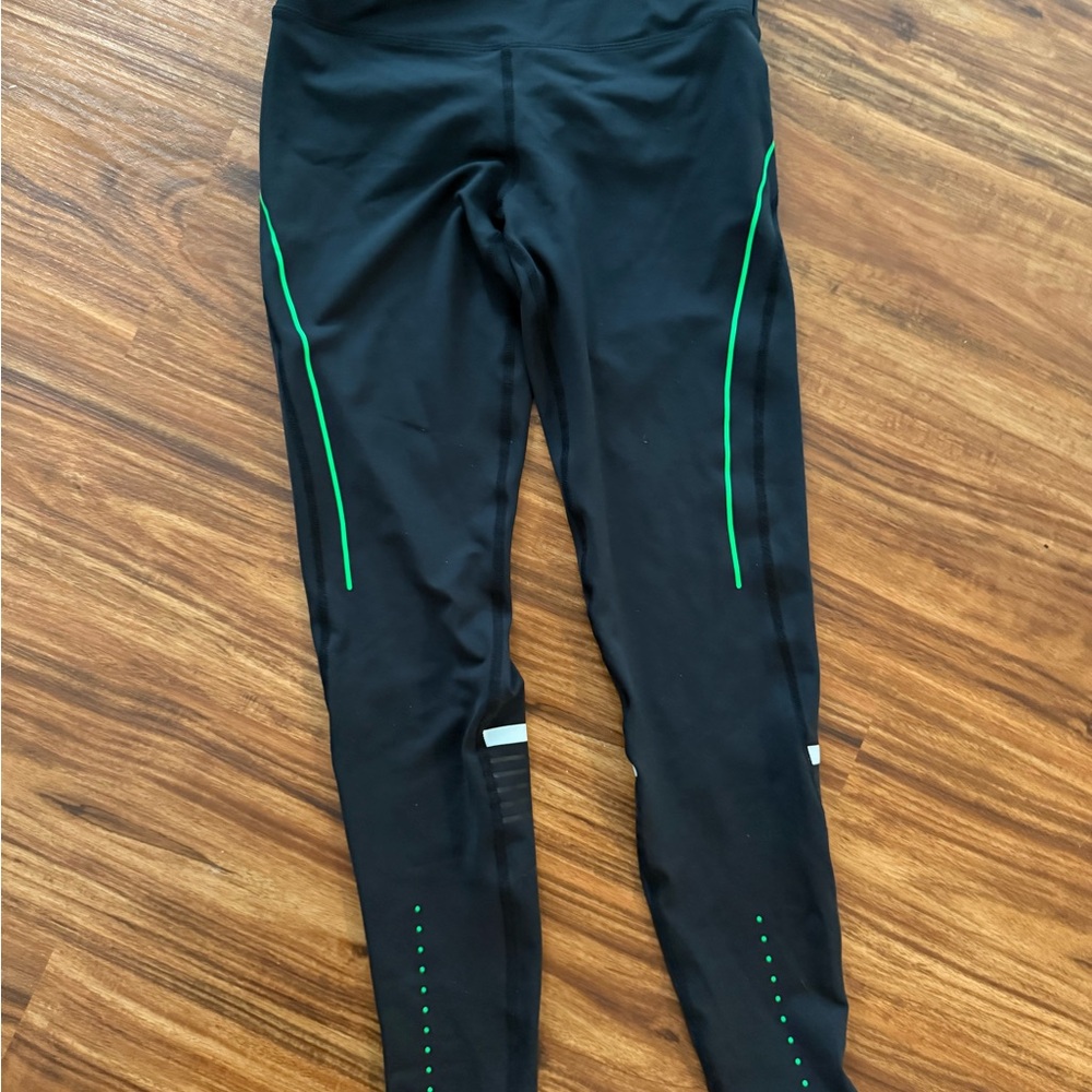Women’s lily bod Black and Green Leggings